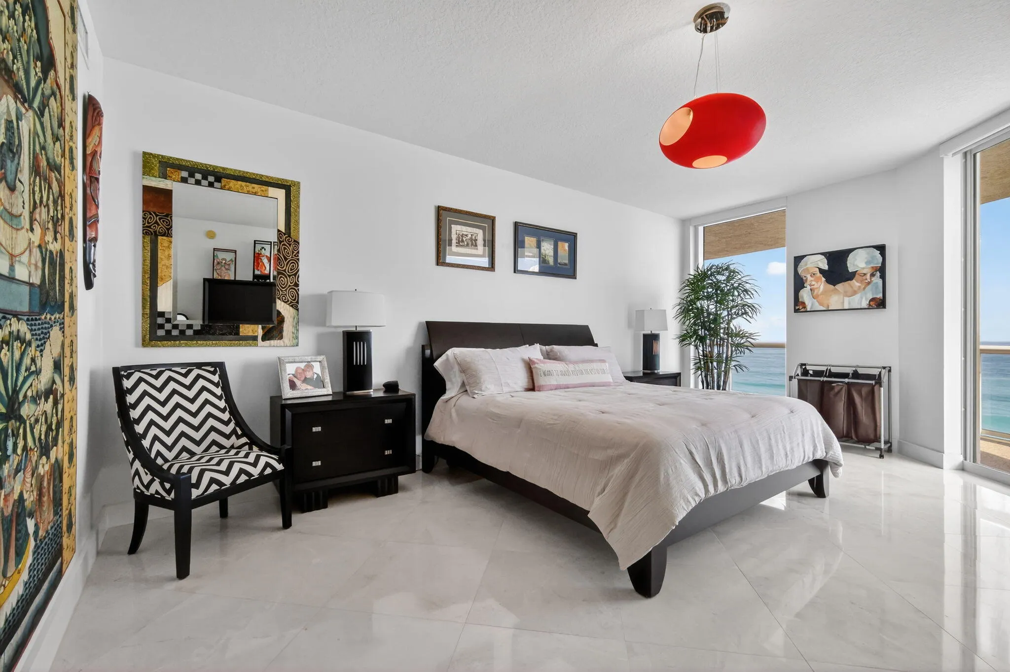 primary suite with ocean views