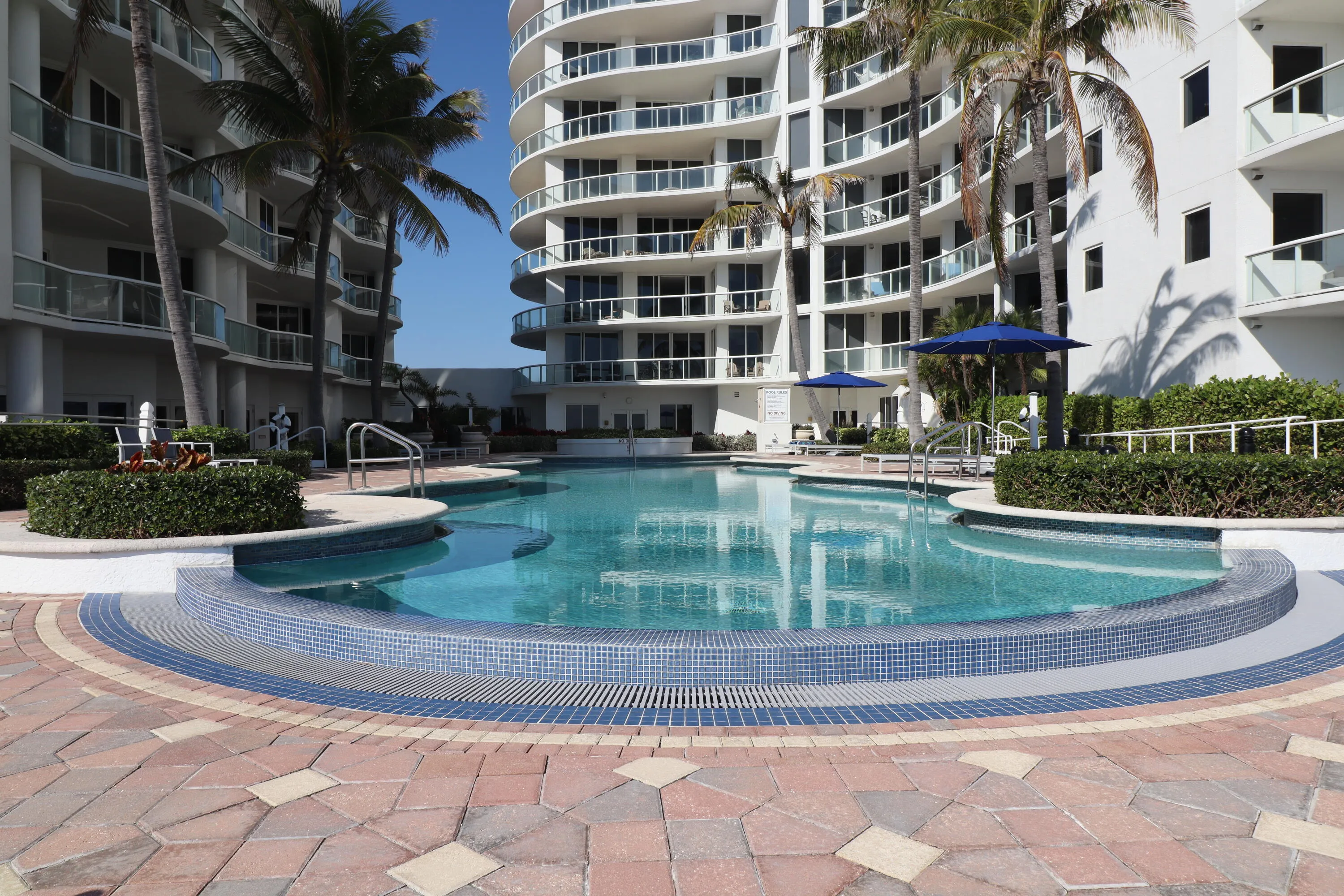 new pool furniture below