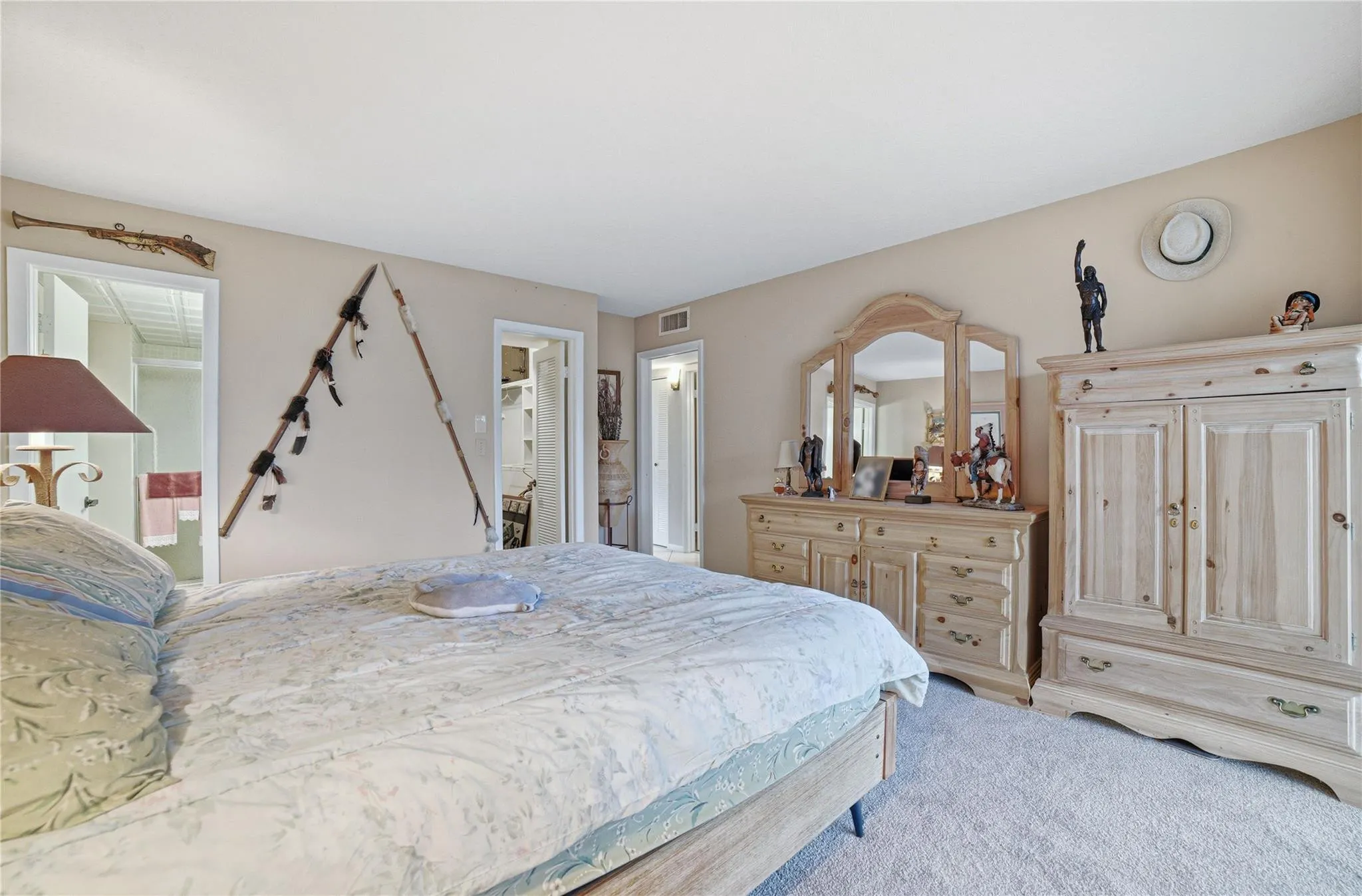 MASTER BEDROOM