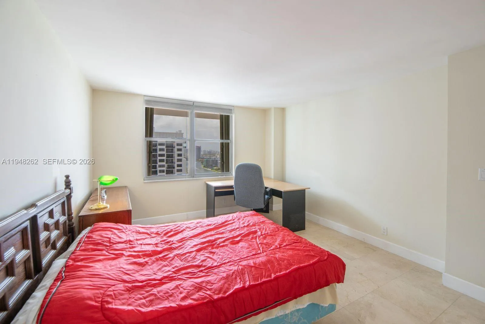 see the boats go by in your master bedroom