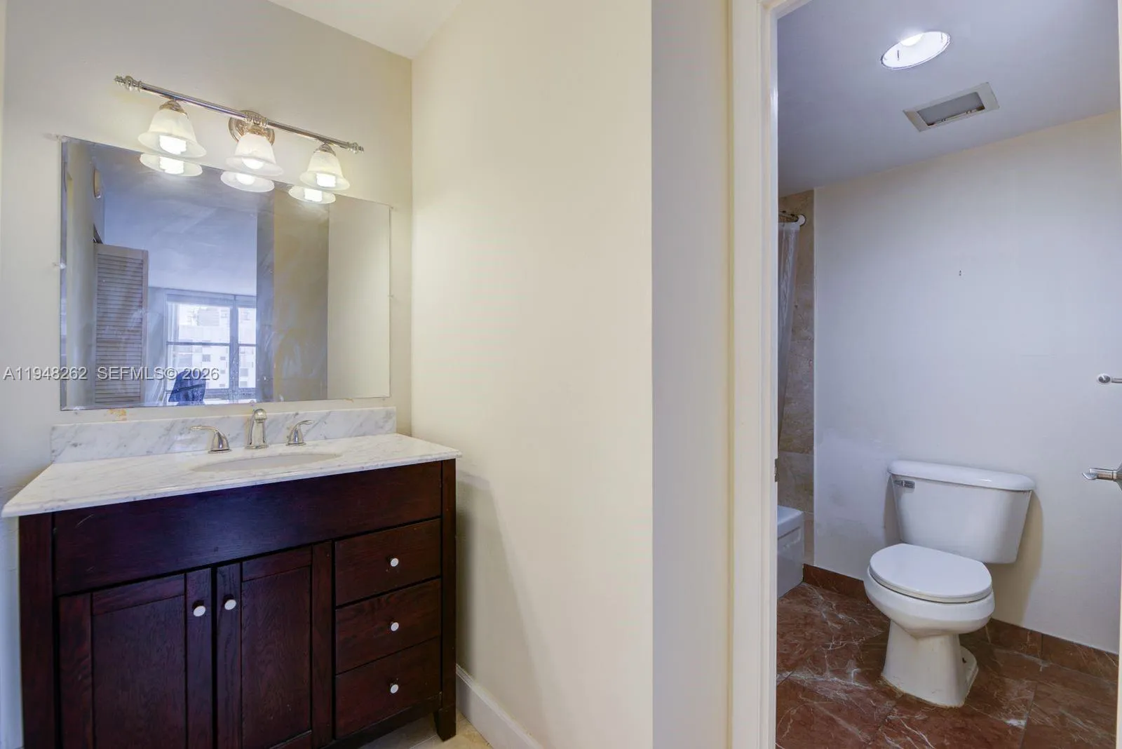 master bathroom foyer sink