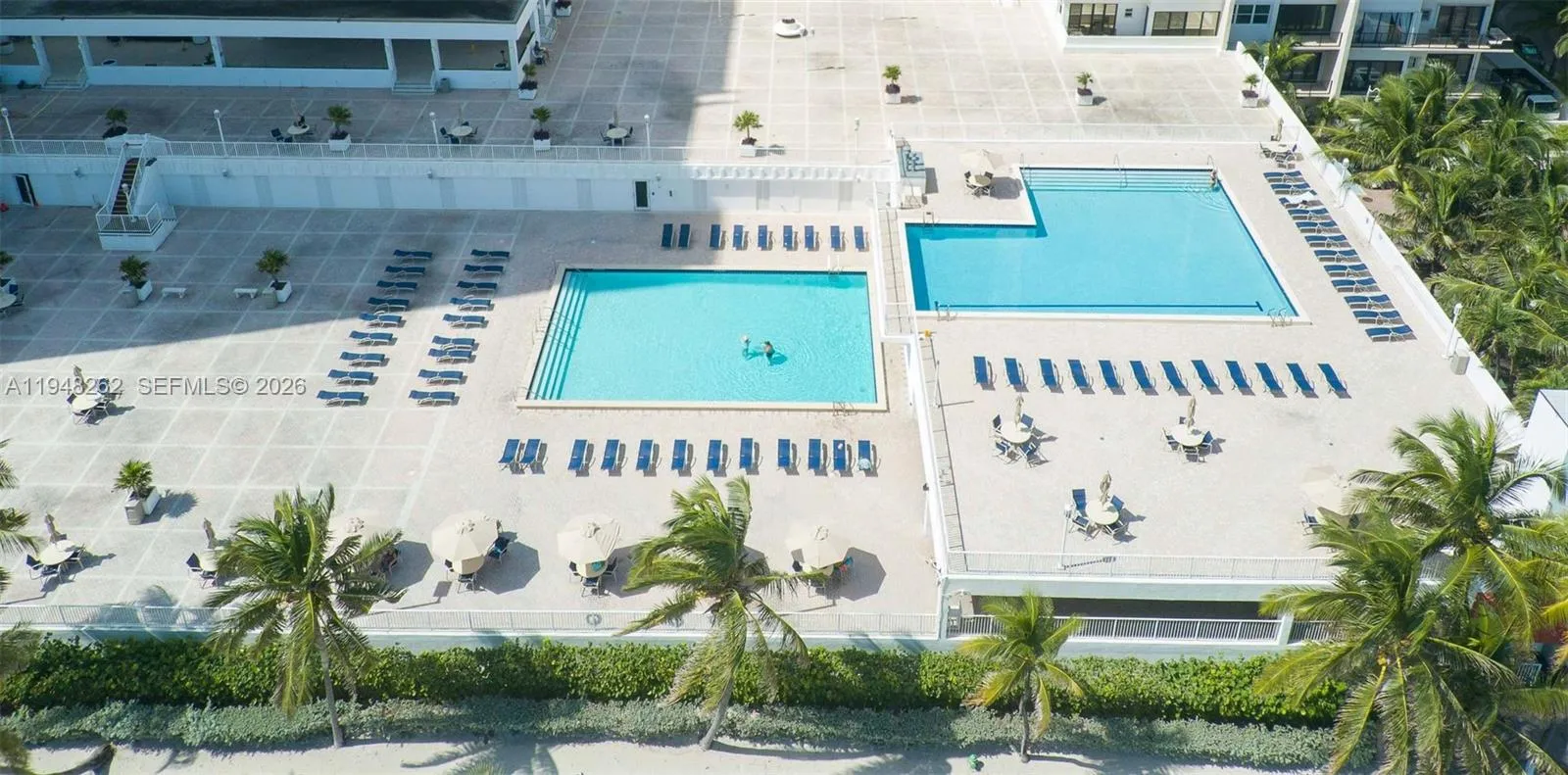 so much space at the pool decks