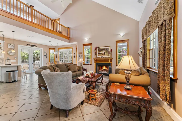 057-6705SWGatorTrail-PalmCity-SMALL