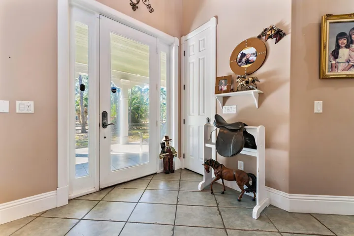 055-6705SWGatorTrail-PalmCity-SMALL