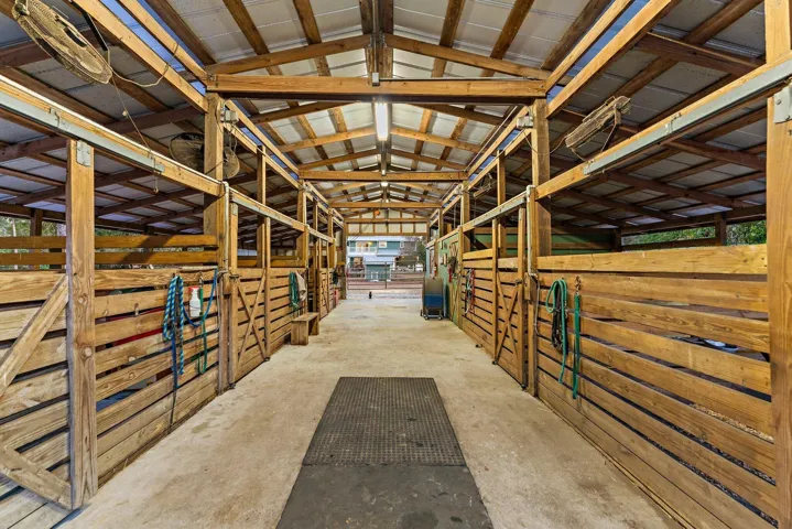 006-6705SWGatorTrail-PalmCity-SMALL
