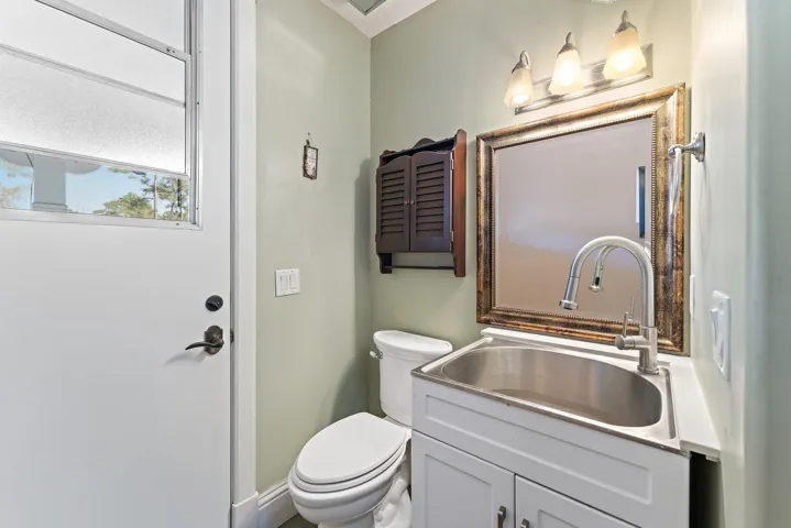 073-6705SWGatorTrail-PalmCity-SMALL