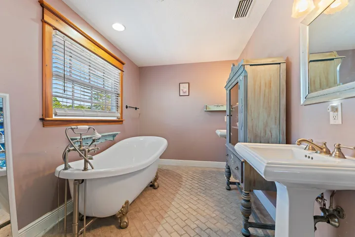 083-6705SWGatorTrail-PalmCity-SMALL