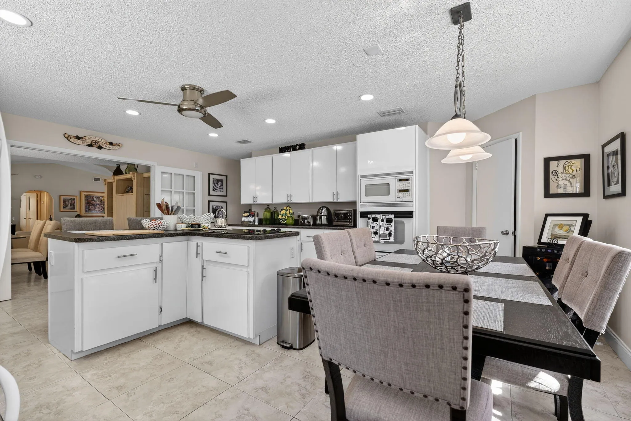 Eat in Kitchen