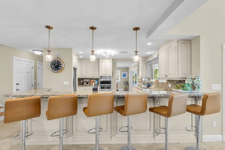 14-KITCHEN