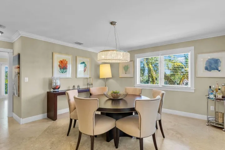16-FORMAL DINING ROOM WITH SPECTACULAR