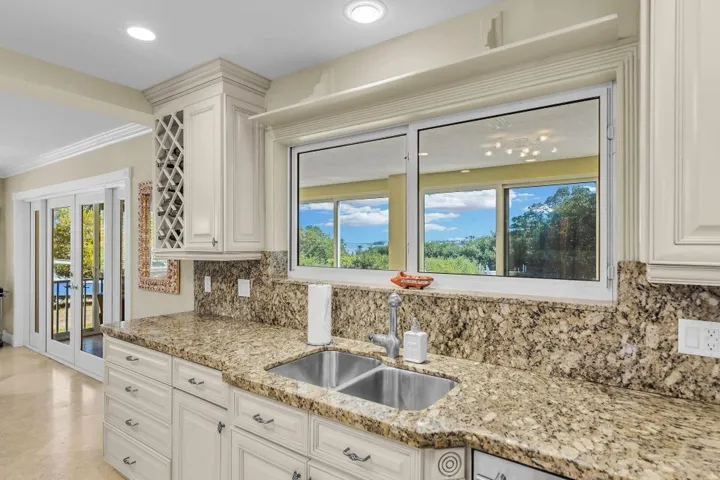 18-KITCHEN2