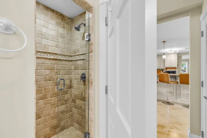 39-BEDROOM FULL BATH SHOWER