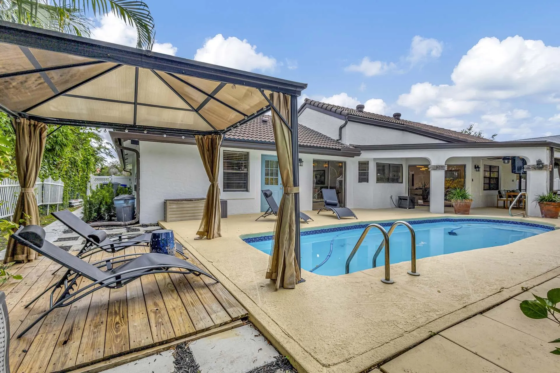 Property photo 46
