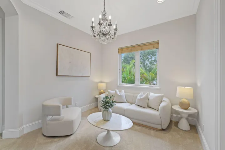 501 Golden Harbour Dr - 27.jpg-SMALL