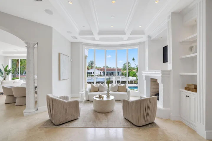 501 Golden Harbour Dr - 1.jpg-SMALL