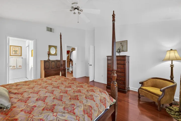 MASTER SUITE PIC 3