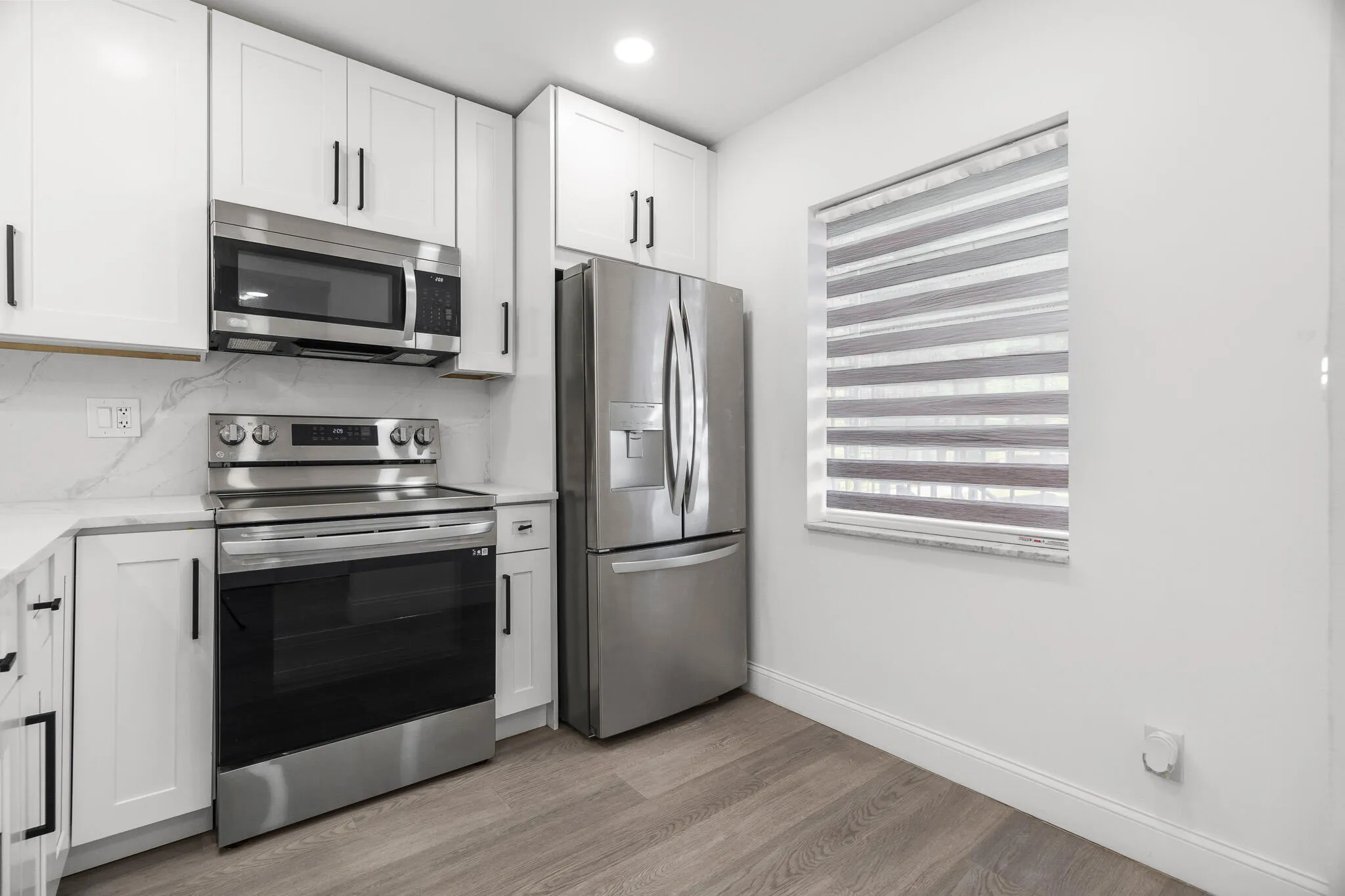 kitchen/ hallway closet