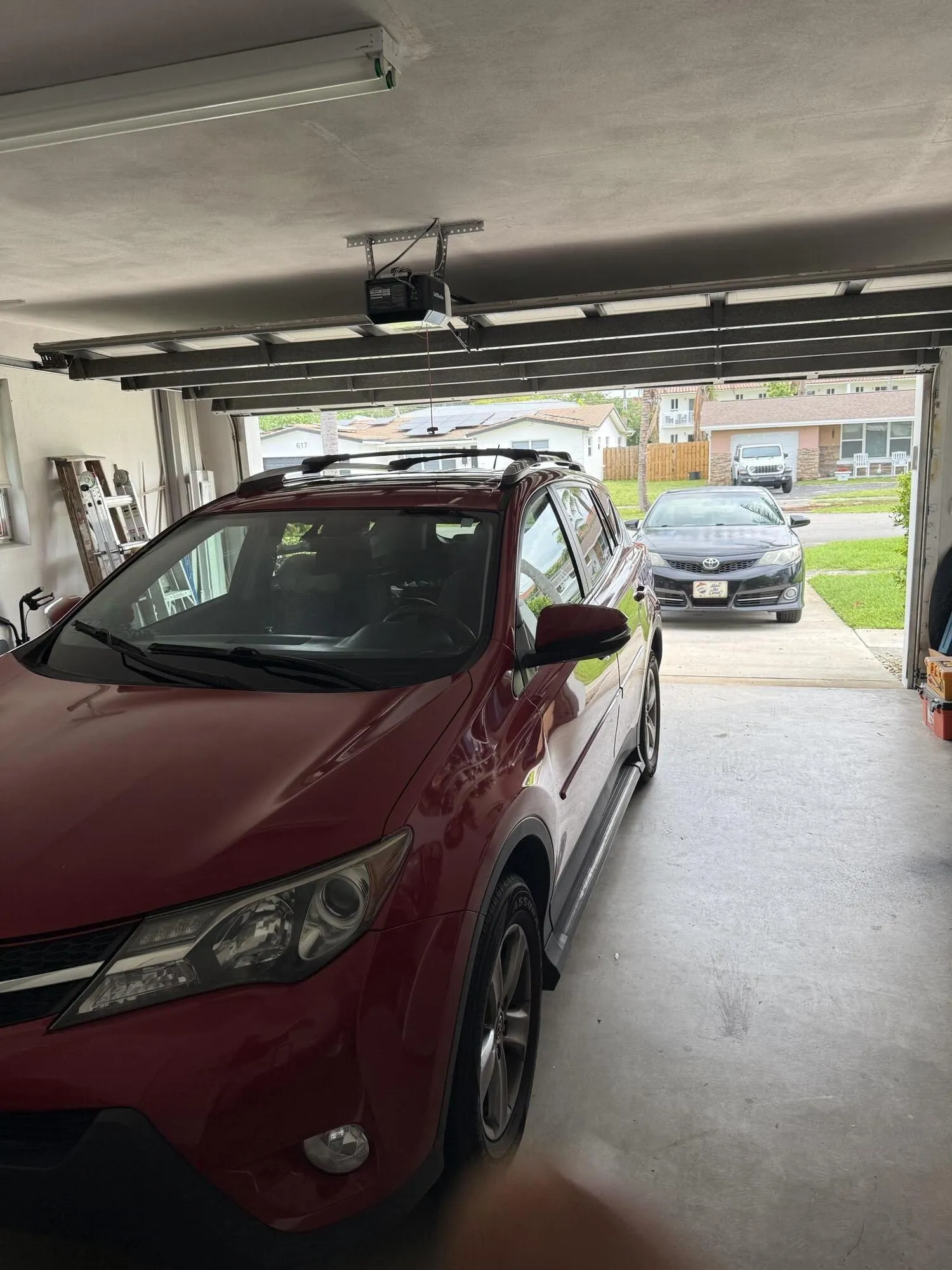 2 CAR GARAGE