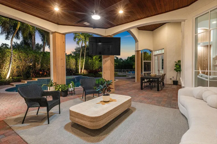 2310_West_Silver_Palm_Road_Dusk_11