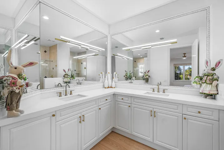 2310_West_Silver_Palm_Road_54