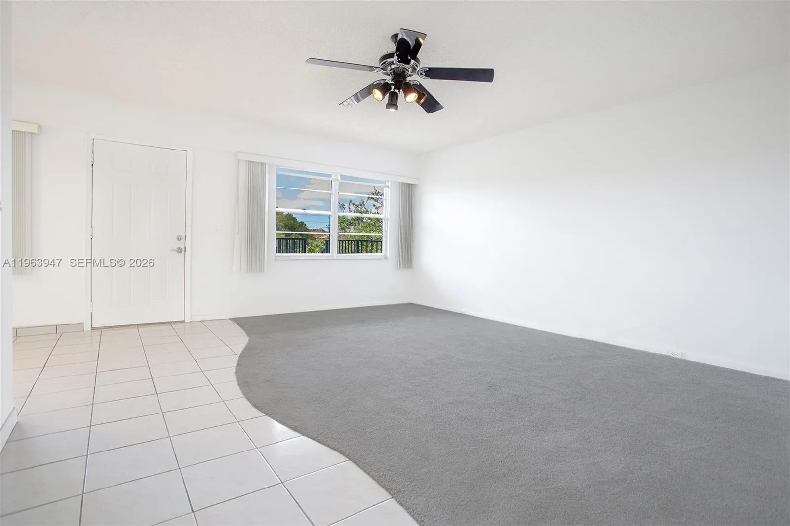 ENTRANCE FOYER