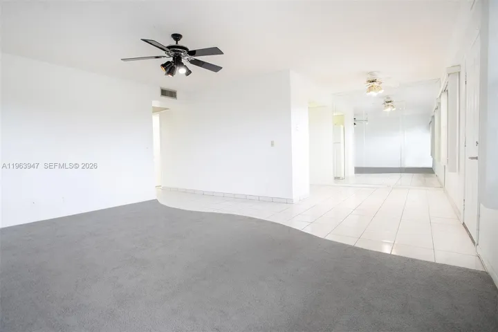 LIVING/FAMILY ROOM