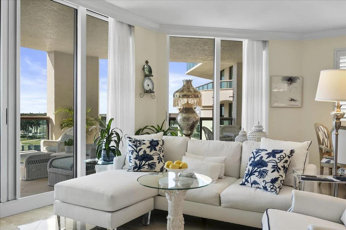 Direct access to covered balcony