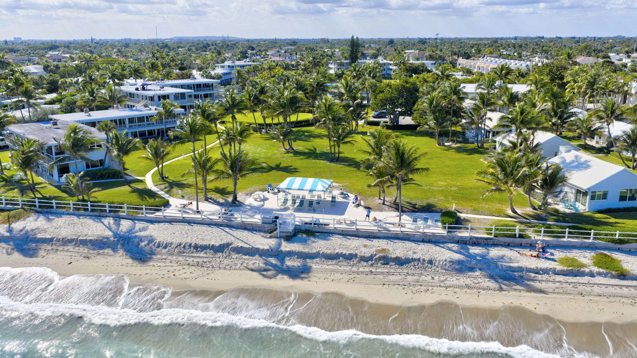 Ocean view of Seaclub