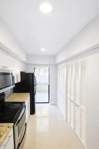 kitchen 02