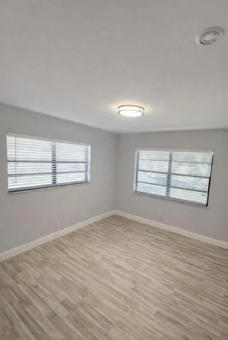 second bedroom 02