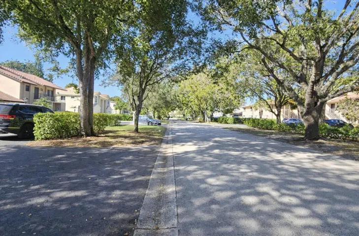 main street