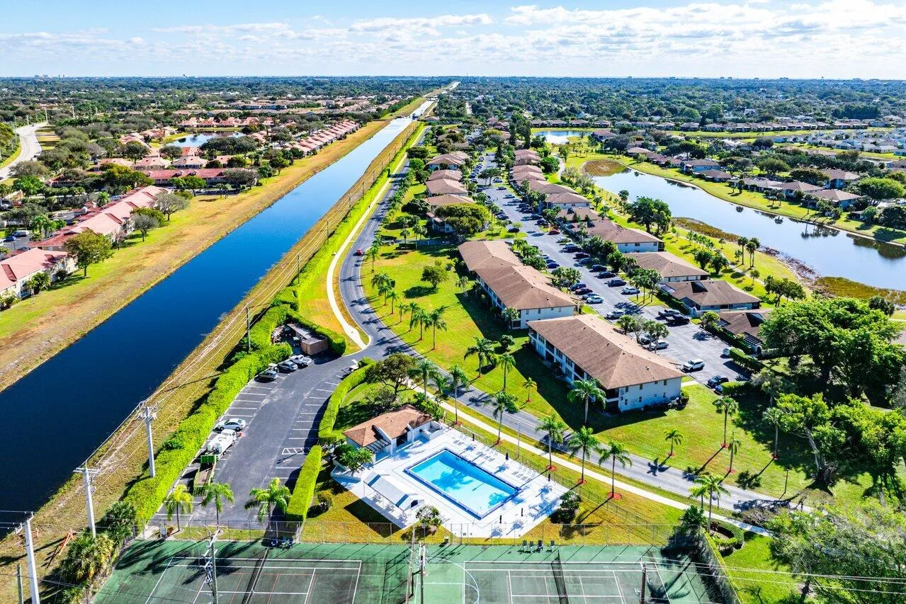 Aerial of New Clubhouse.