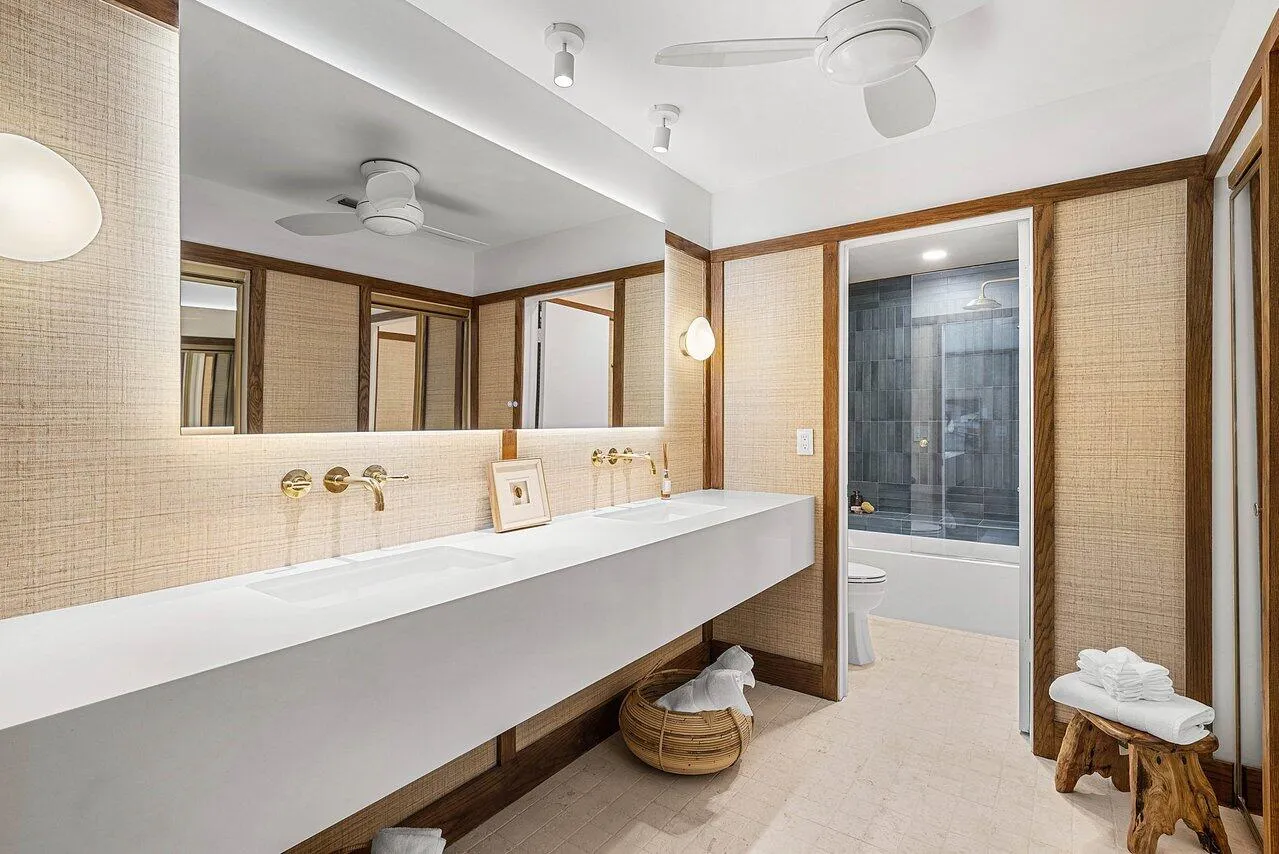 Dual sinks in Primary bathroom.