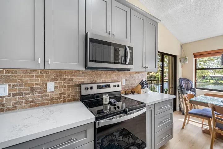 11-web-or-mls-DSC08936
