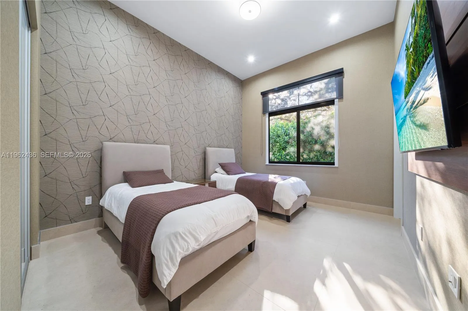 Property photo 102