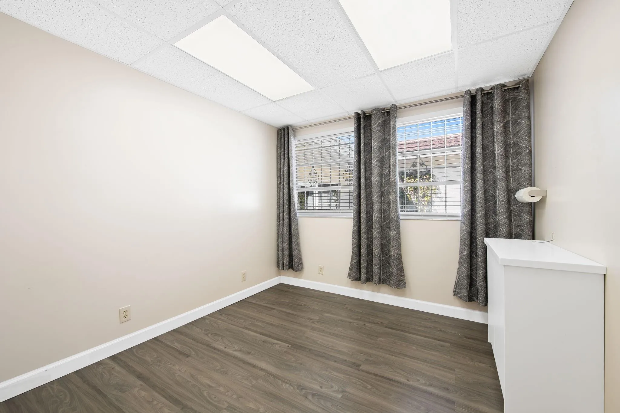 Property photo 32