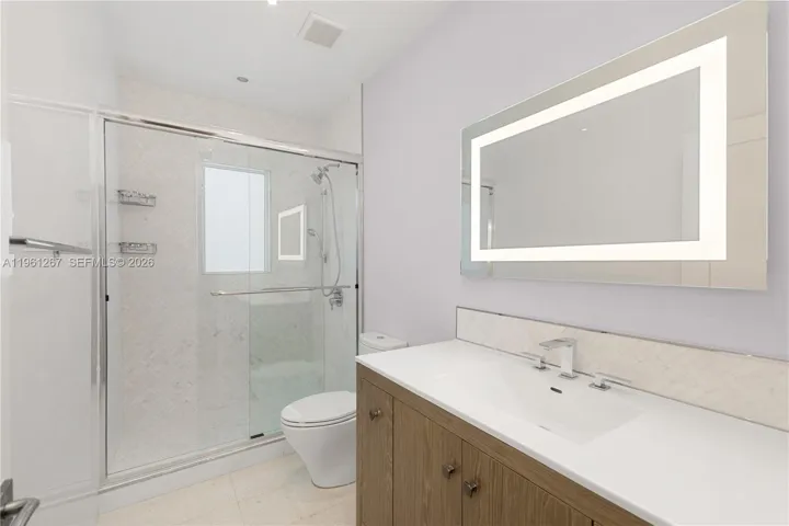 2nd Children's Bathroom