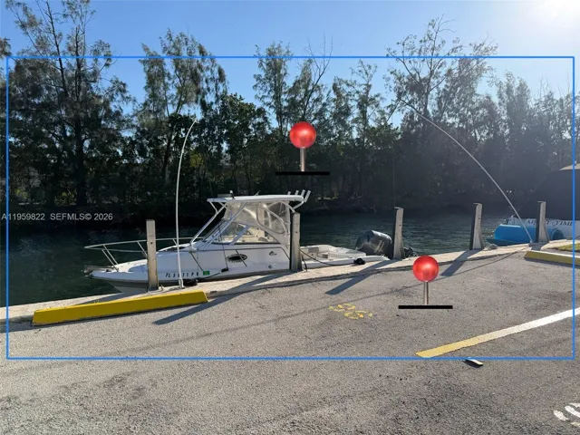 40' DEEDED DOCKNO FIXED BRIDGES