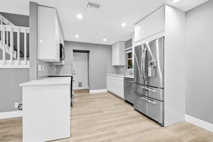 10 Kitchen 04