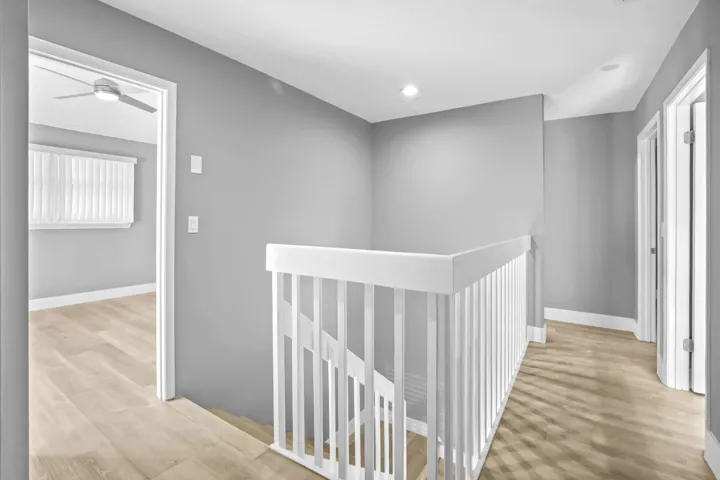 24 Bedroom 02