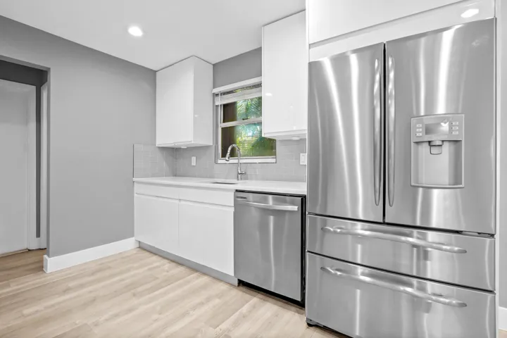 09 Kitchen 03