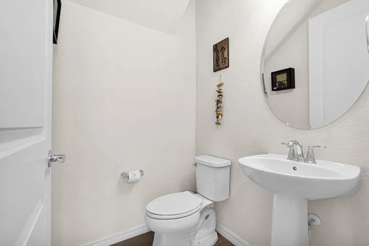 Photo 28