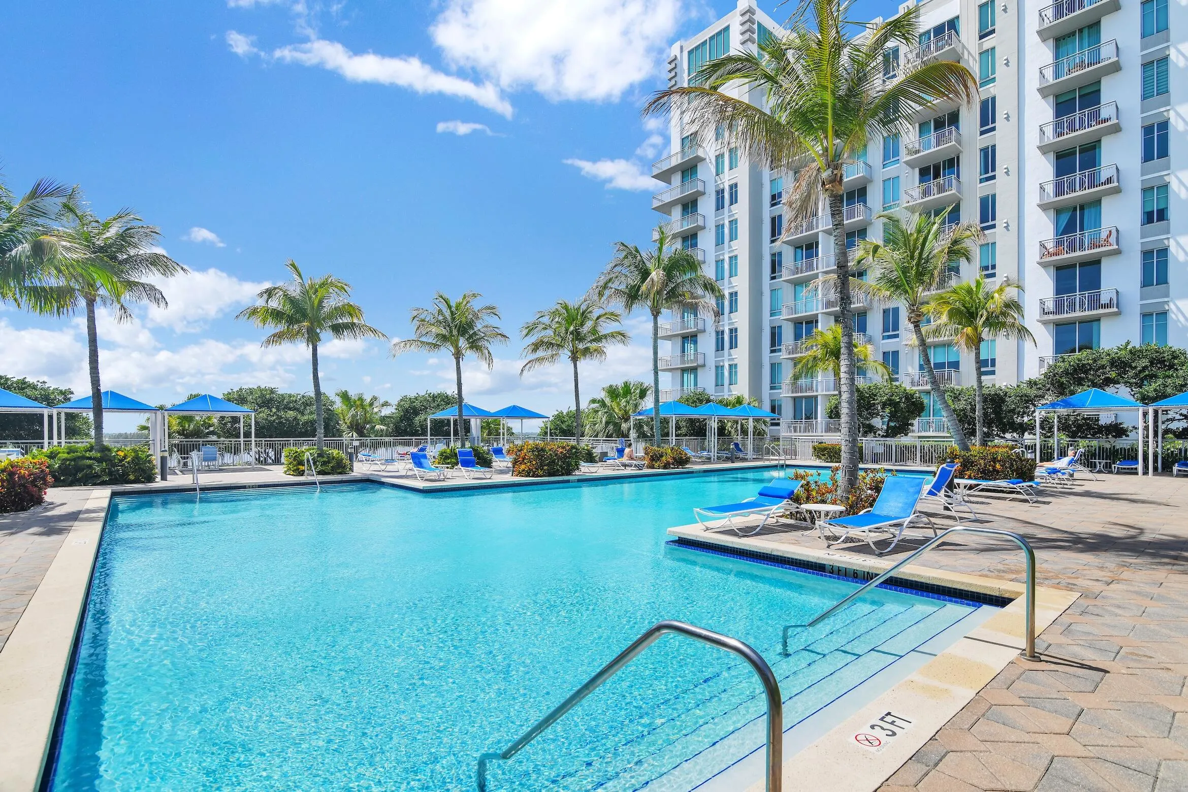 300 S Australian Ave 125, West Palm Beac