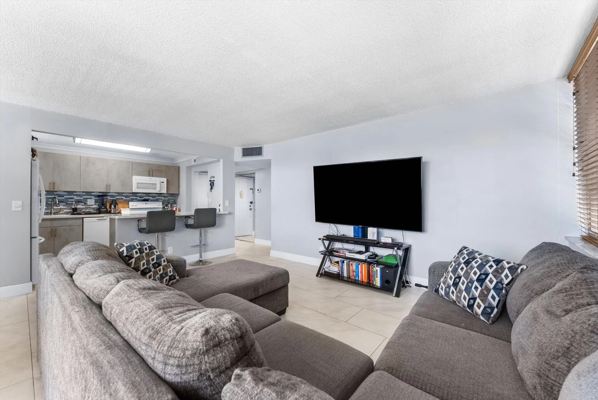 Living Room - facing east