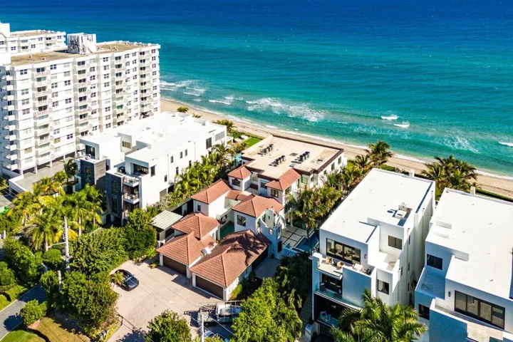 009-4517SouthOceanBoulevard-HighlandBeac