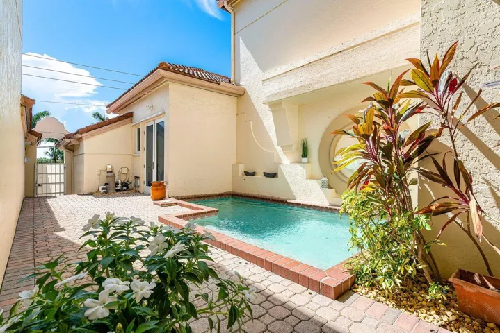 003-4517SouthOceanBoulevard-HighlandBeac