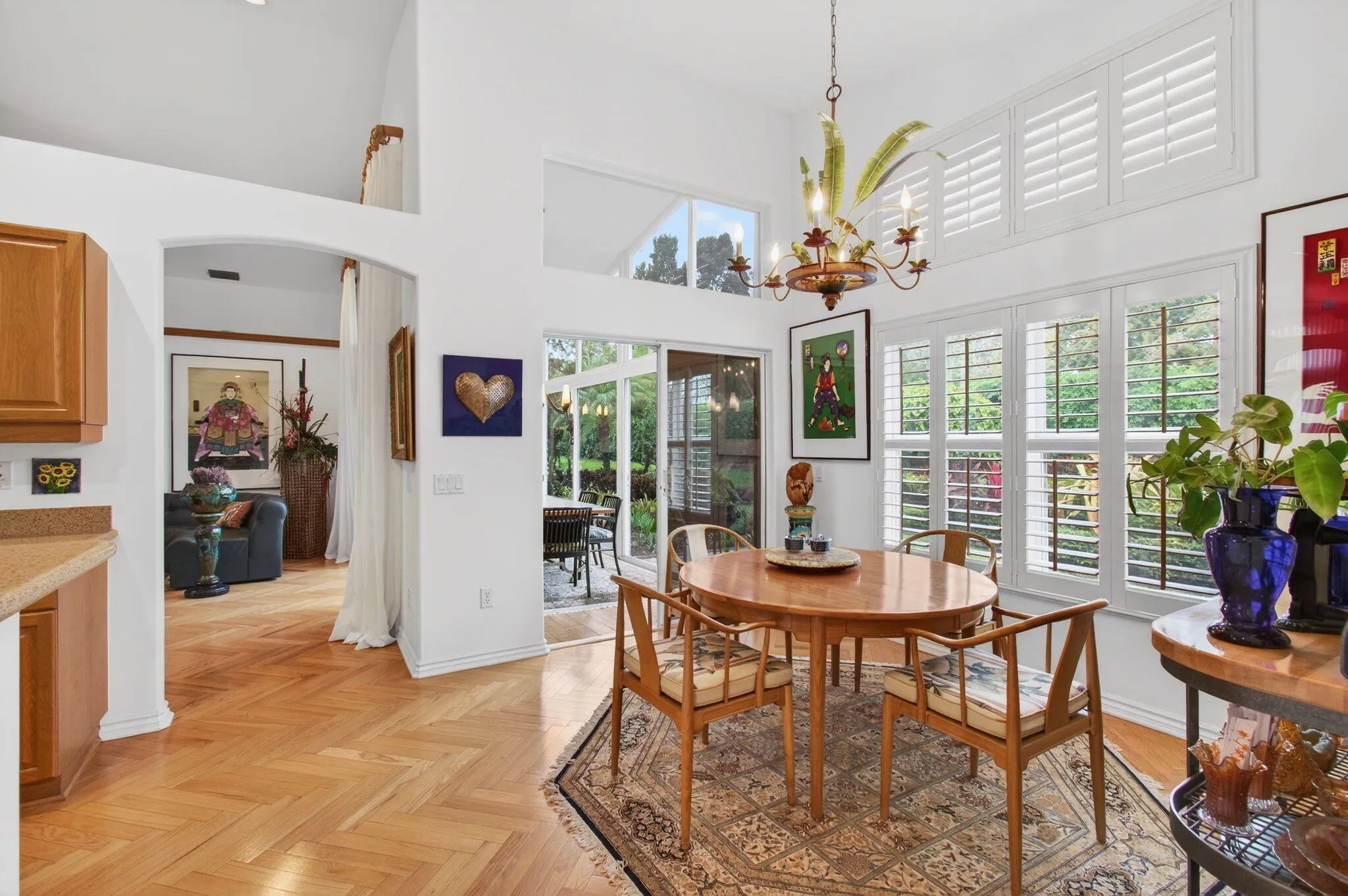 Breakfast cafe adjacent to kitchen opens to Garden Dining area and the Living Room