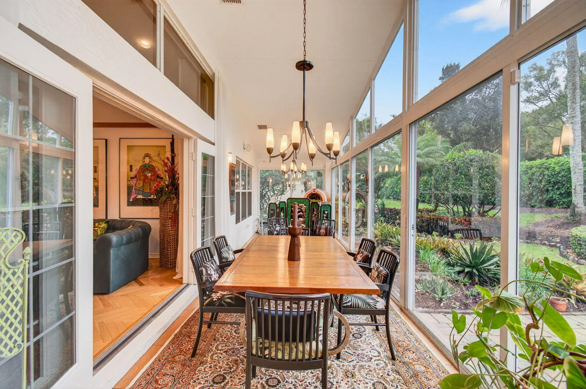 Entry to Garden Dining Room from Kitchen