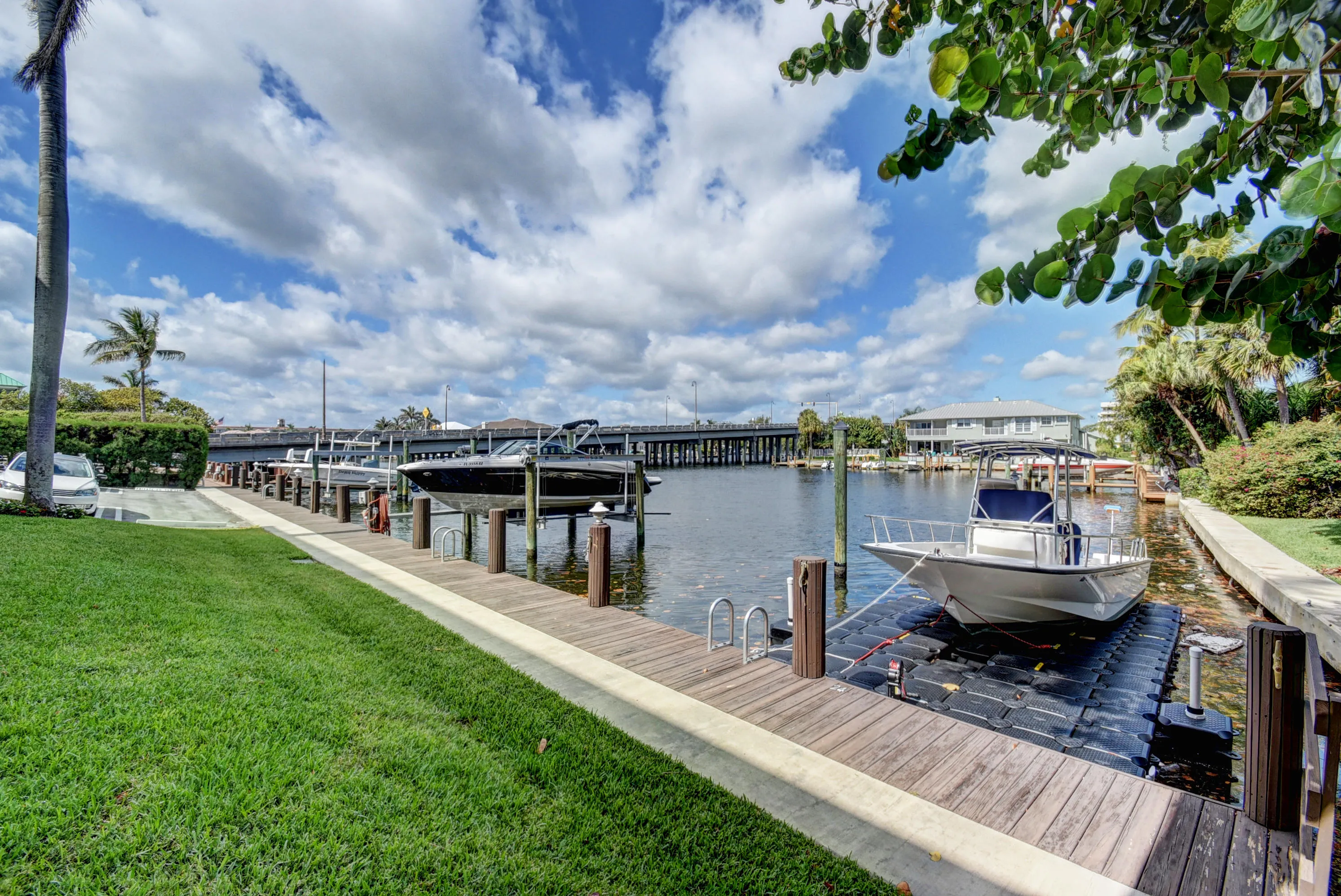 Dock