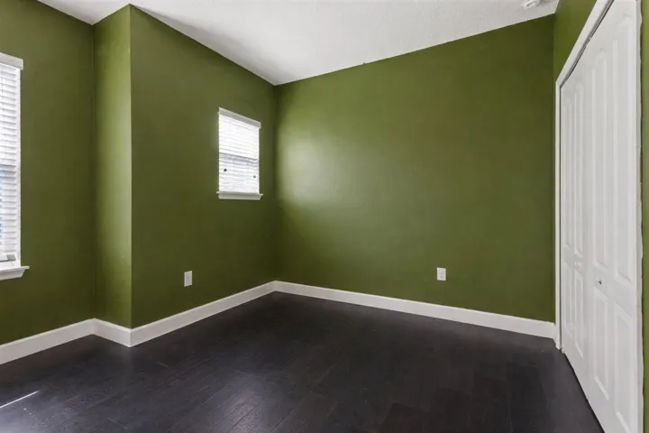 bedroom1